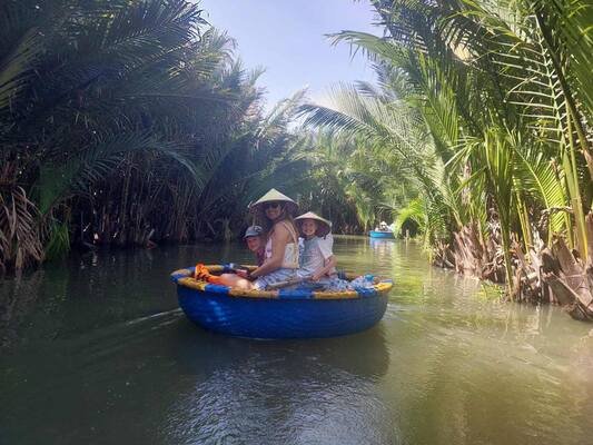 Family-Friendly Vietnam Guide | Shari Moloney Family Travel Expert